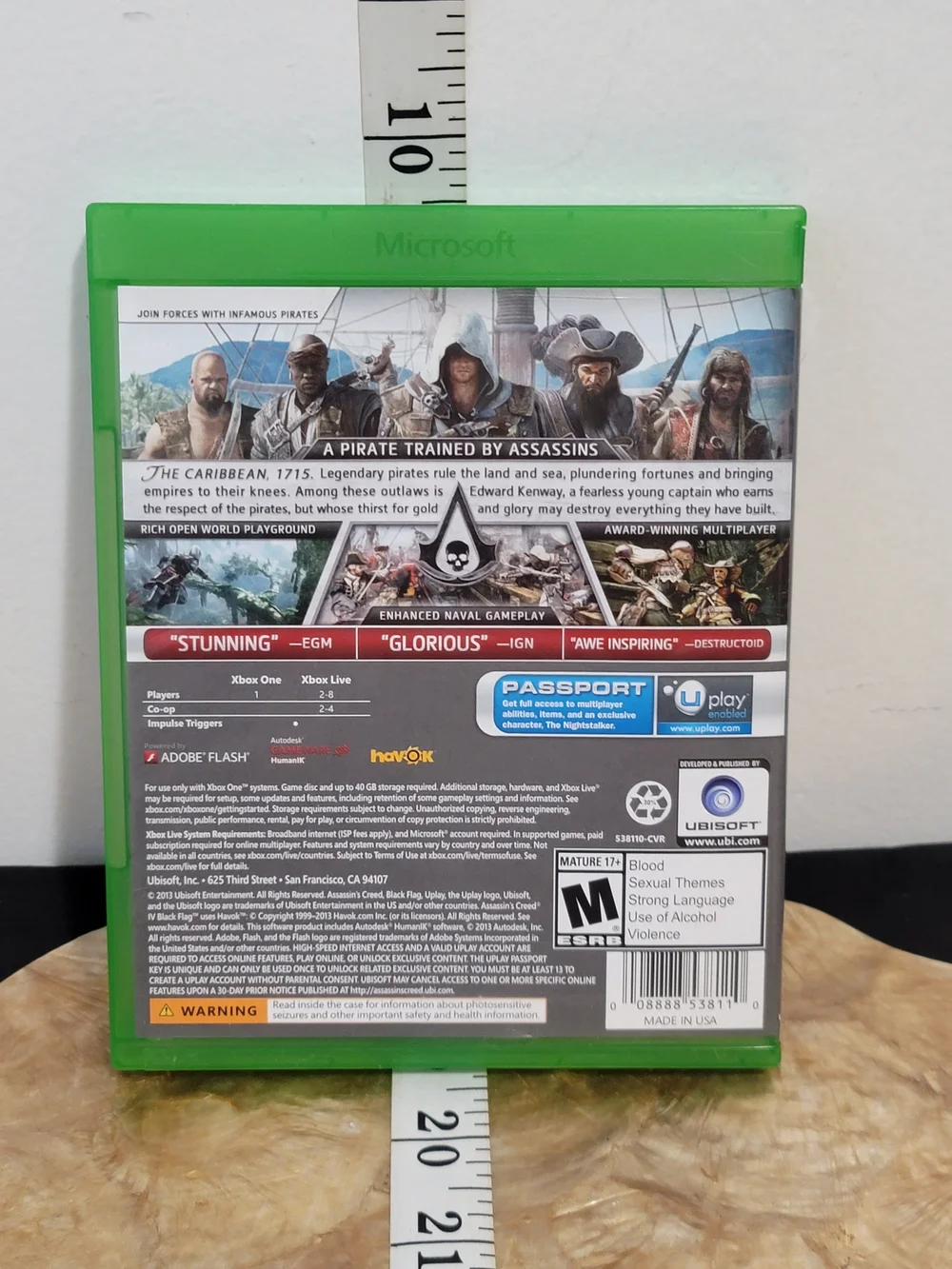 Microsoft Xbox One Assassin's Creed IV Black Flag - Green Case